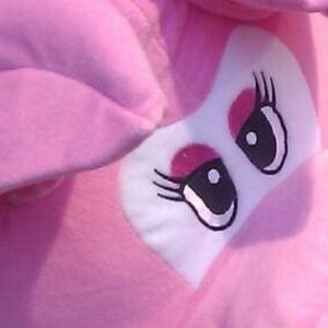 Meet your Posher, Violeta